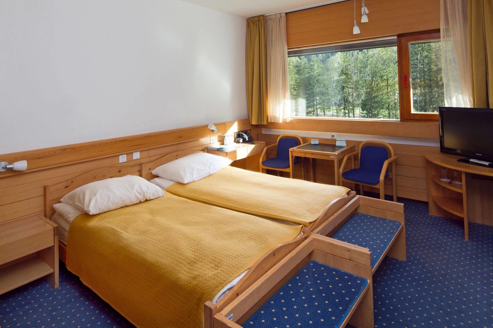 Hotel Spik Kranjska Gora Bagian luar foto