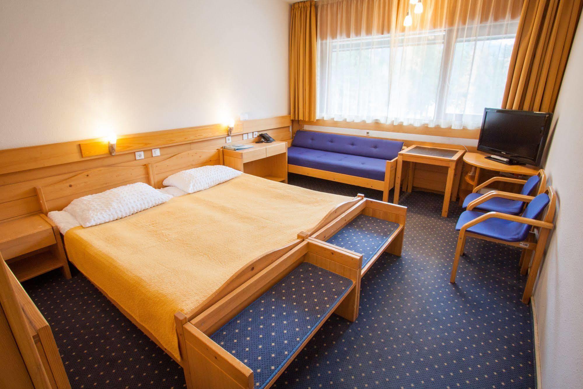 Hotel Spik Kranjska Gora Bagian luar foto