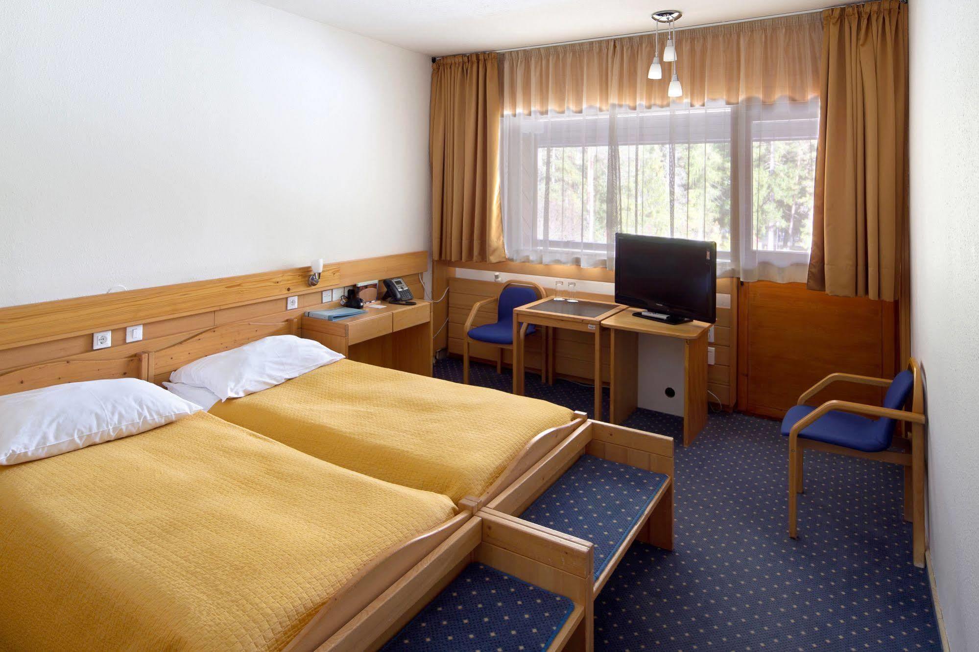 Hotel Spik Kranjska Gora Bagian luar foto